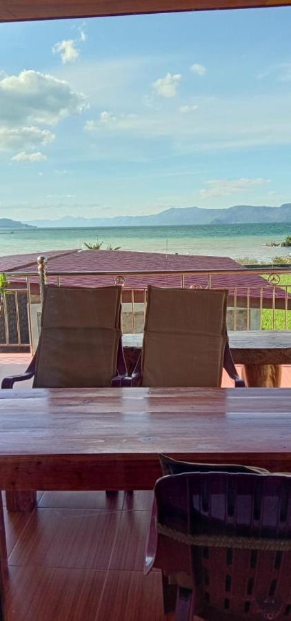Bed and Breakfast Toba Sunset Тук-Тук Екстер'єр фото